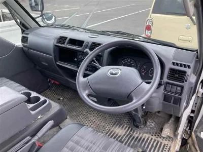 Mazda BONGO TRUCK