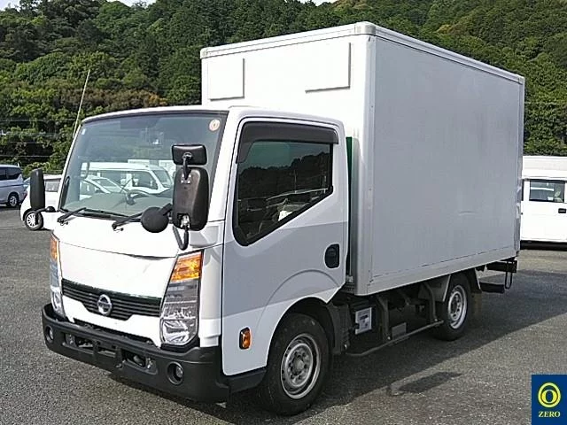 Nissan Atlas  с аукциона в Японии
