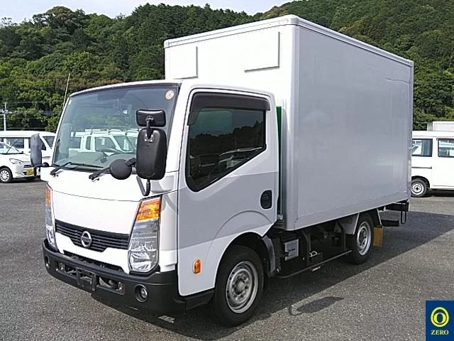 Nissan Atlas  с аукциона в Японии