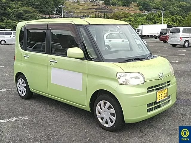 Daihatsu Tanto  с аукциона в Японии