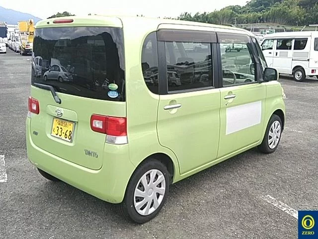 Daihatsu Tanto  с аукциона в Японии