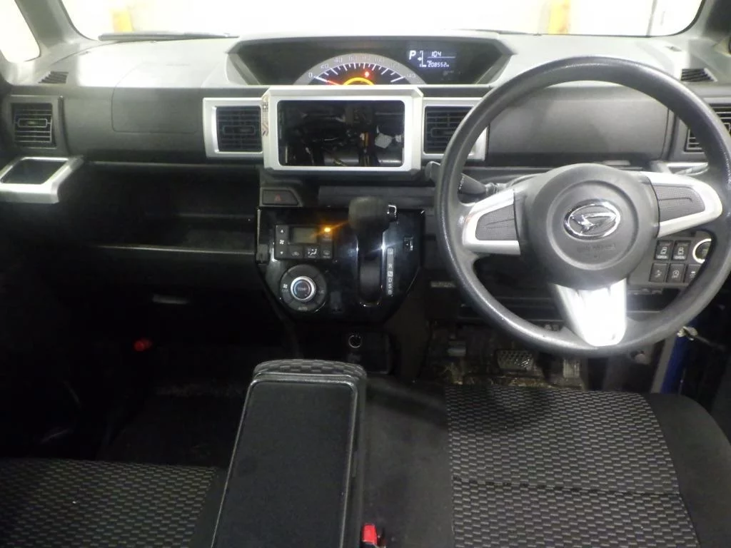 Daihatsu Wake  с аукциона в Японии