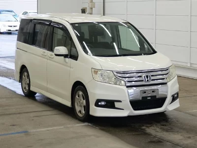 Honda STEPWGN SPADA
