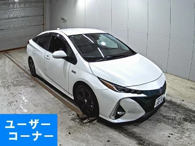 Toyota Prius PHV
