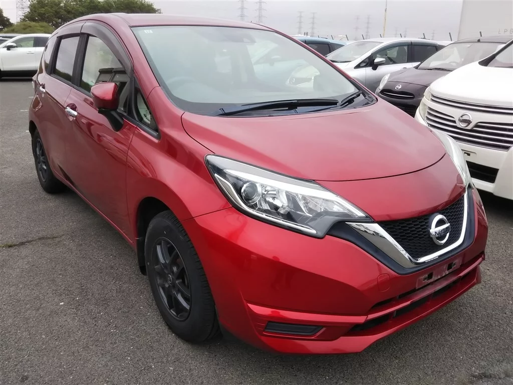 Nissan Note  с аукциона в Японии