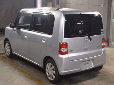 Daihatsu Move Conte