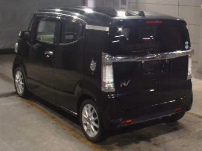Honda N-Box Slash