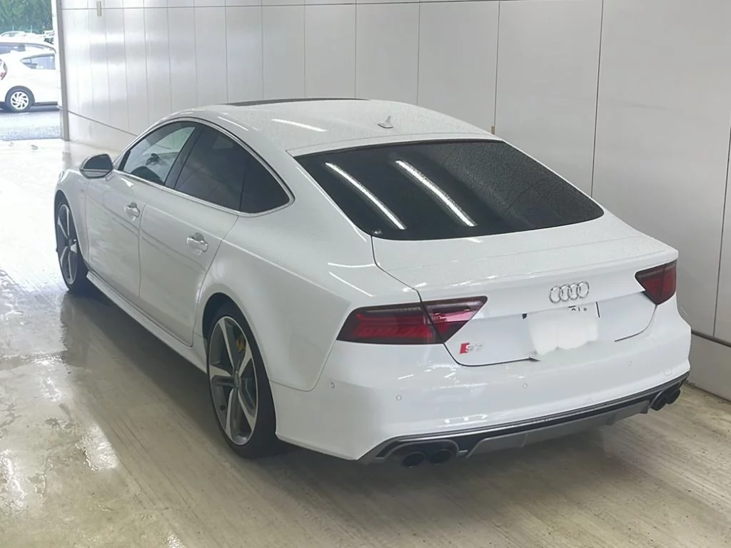 Audi S7 Sportback  с аукциона в Японии