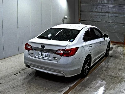 Subaru Legacy B4