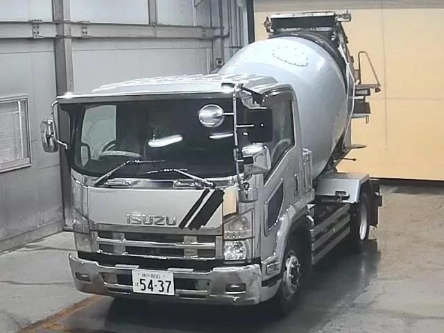 Isuzu Forward  с аукциона в Японии