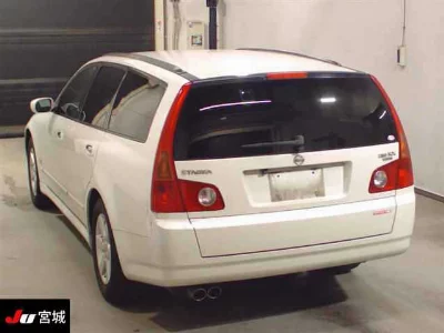Nissan Stagea