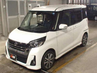 Nissan Dayz Roox