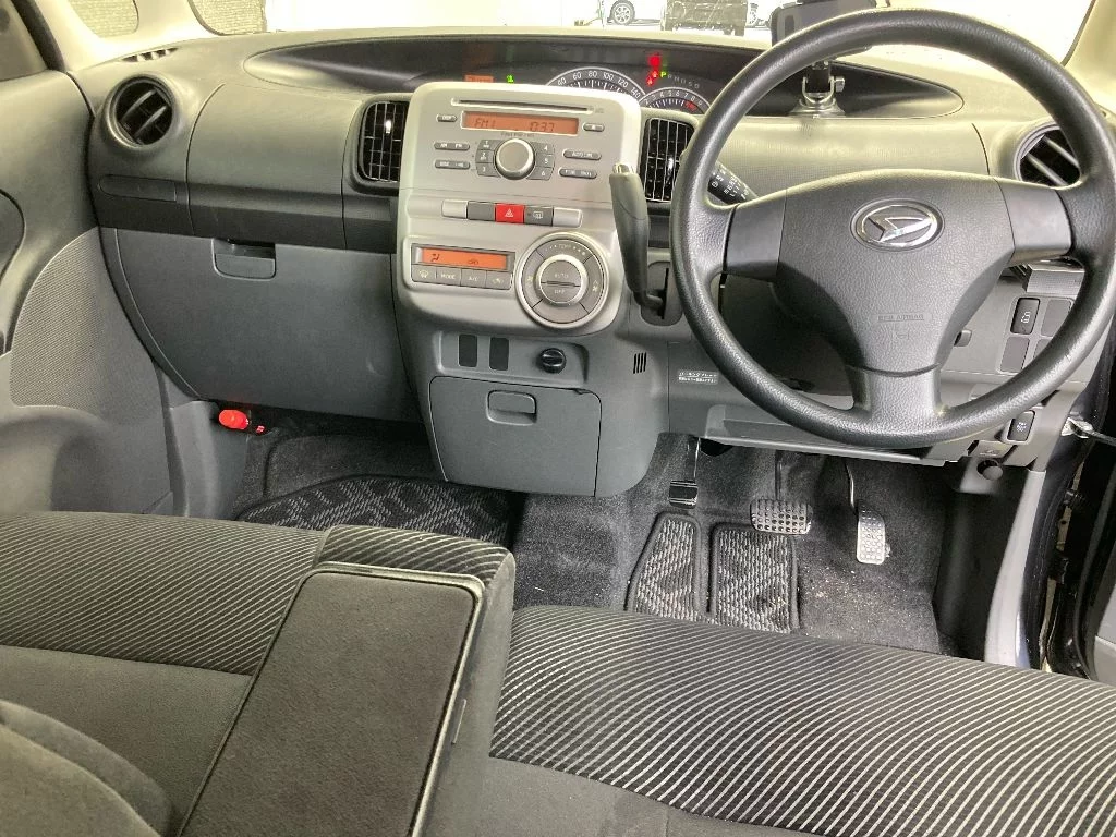 Daihatsu Tanto  с аукциона в Японии