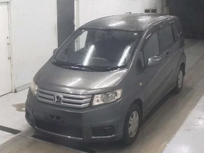 Honda Freed Spike