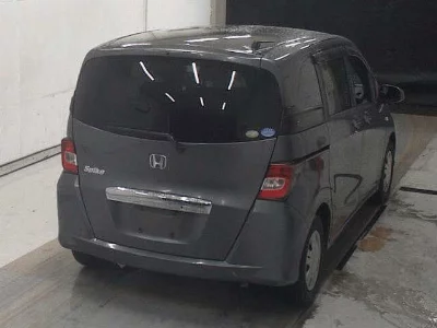 Honda Freed Spike