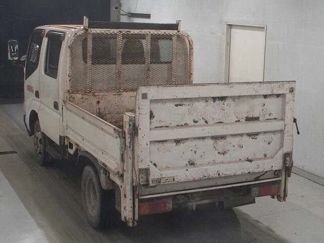 Toyota Dyna  с аукциона в Японии