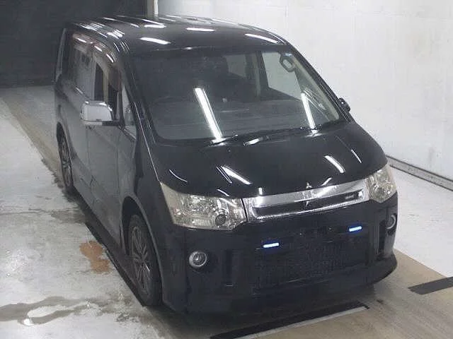 Mitsubishi Delica D:5  с аукциона в Японии