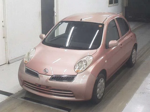 Nissan March  с аукциона в Японии