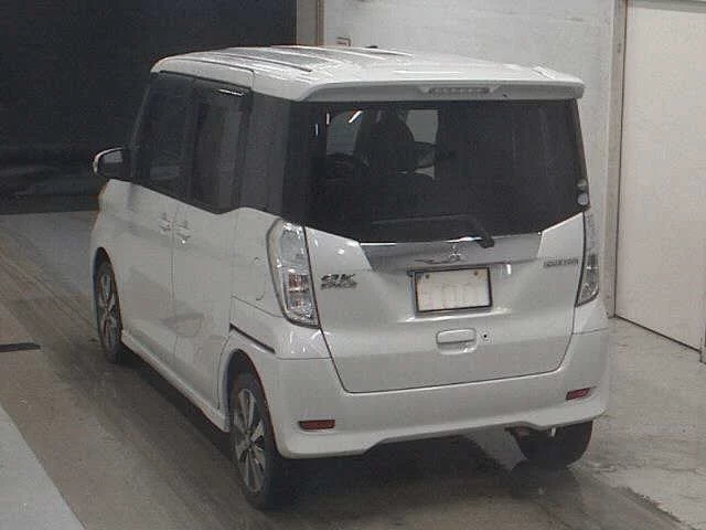 Mitsubishi eK X Space  с аукциона в Японии