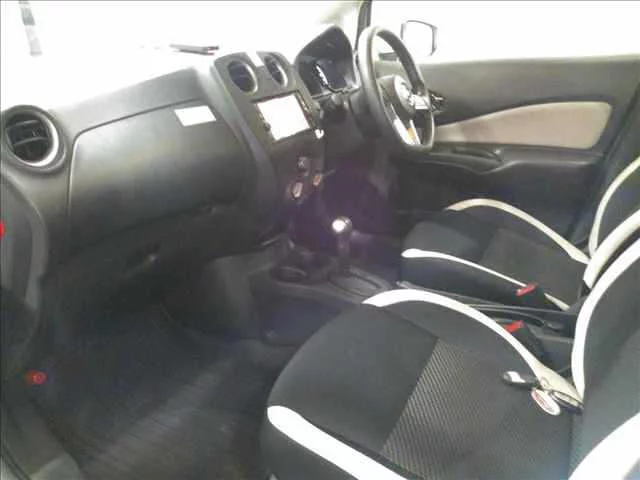 Nissan Note  с аукциона в Японии