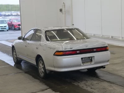 TOYOTA MARK II