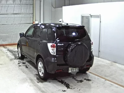 TOYOTA RUSH