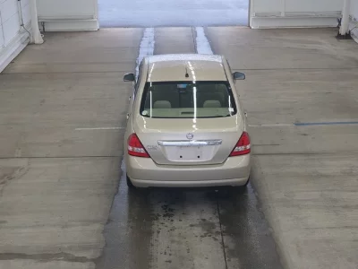 NISSAN TIIDA LATIO