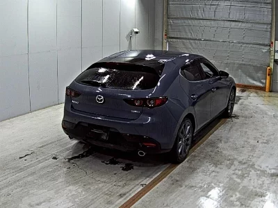 MAZDA MAZDA3 FASTBACK