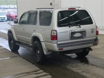 TOYOTA HILUX SURF