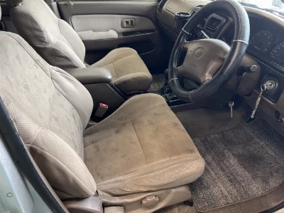 TOYOTA HILUX SURF