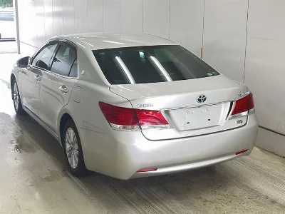 TOYOTA CROWN HYBRID