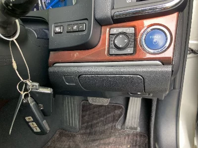 TOYOTA CROWN HYBRID