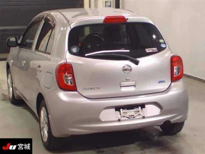 Nissan March