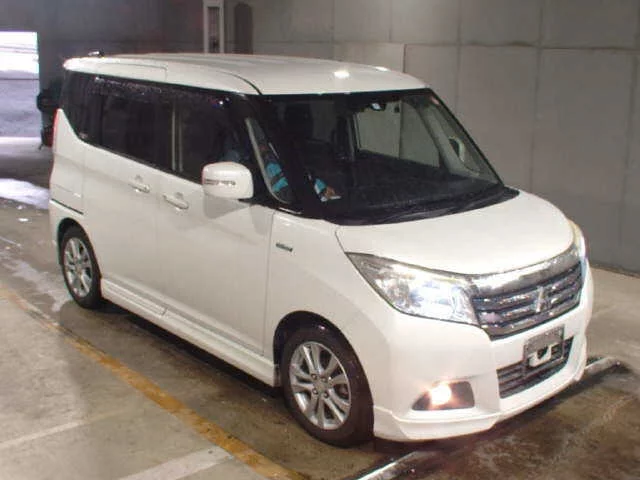 Mitsubishi Delica D:2  с аукциона в Японии