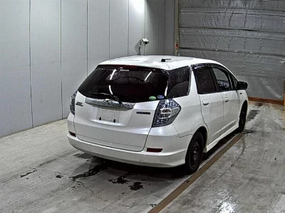 Honda FIT SHUTTLE HYBRID
