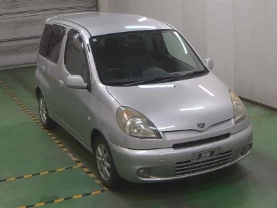 Toyota FUN CARGO