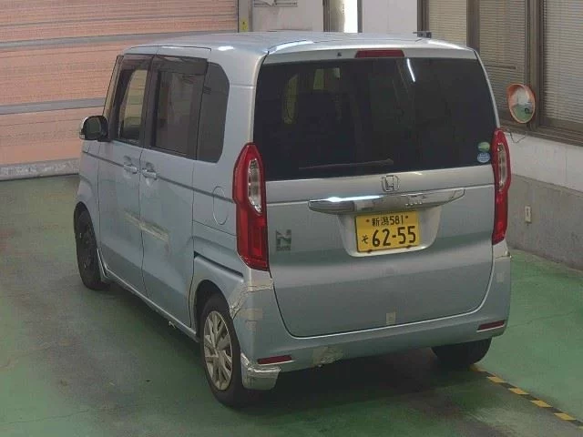 Honda N-Box  с аукциона в Японии