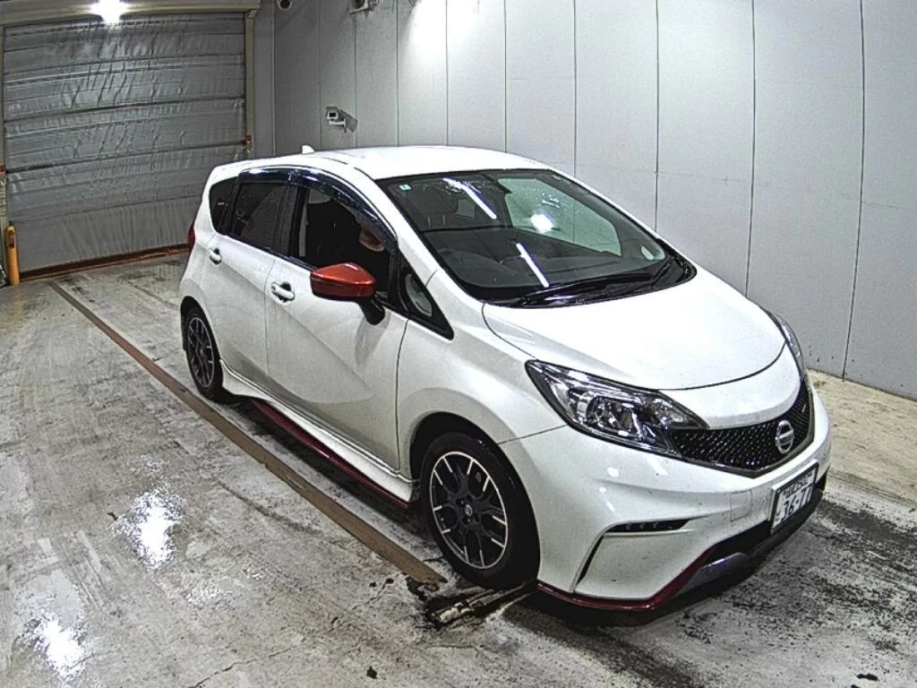 Nissan Note  с аукциона в Японии