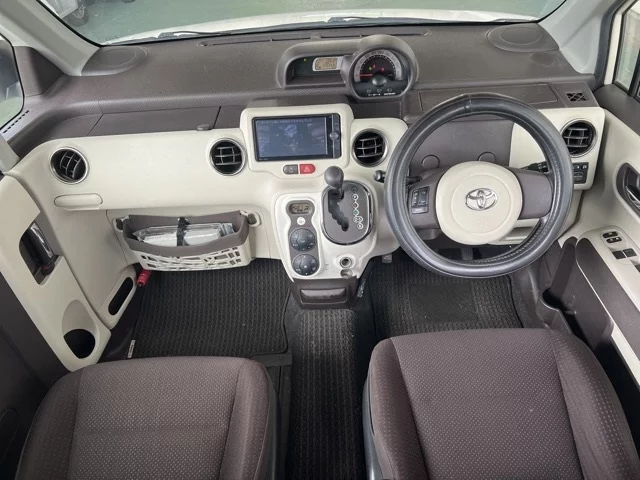 Toyota Porte  с аукциона в Японии
