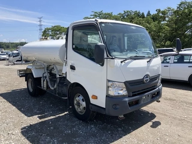 Hino Dutro  с аукциона в Японии