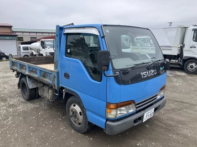 Isuzu Elf  с аукциона в Японии