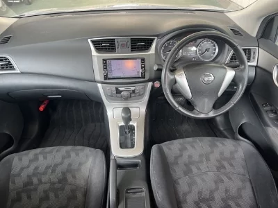 Nissan BLUEBIRD SYLPHY