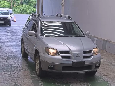 MITSUBISHI AIRTREK