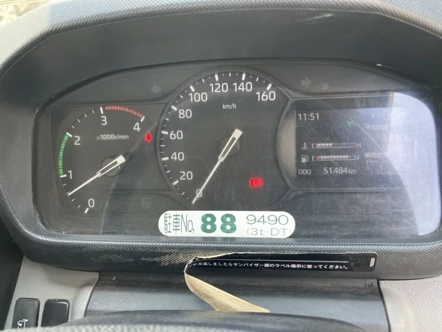 Hino Dutro  с аукциона в Японии