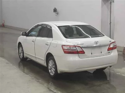TOYOTA PREMIO