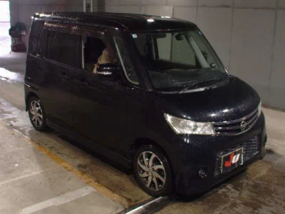 NISSAN ROOX