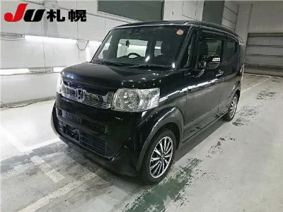 HONDA N-BOX SLASH