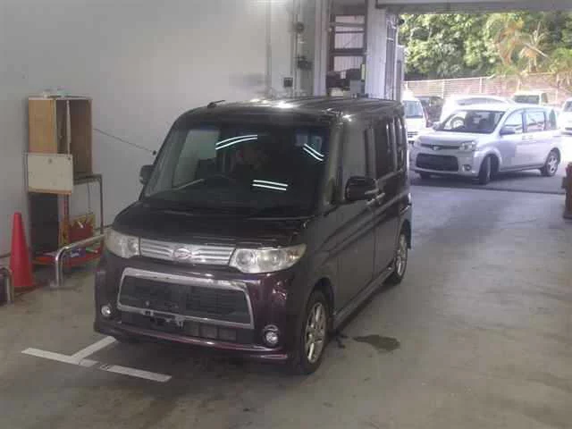 Daihatsu Tanto  с аукциона в Японии