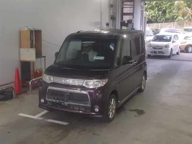 Daihatsu Tanto  с аукциона в Японии