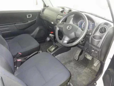 Nissan Kix
